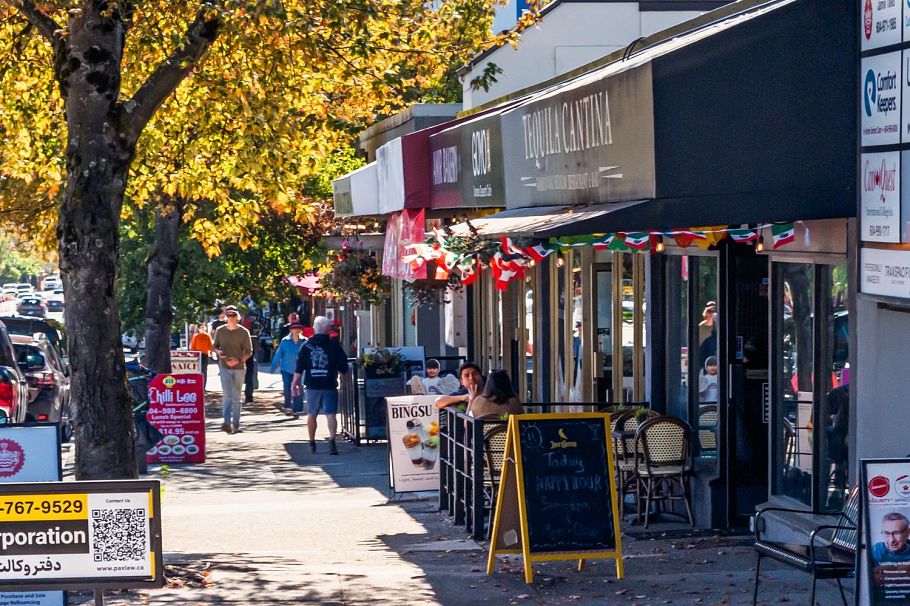 409 183 W 23rd Street North Vancouver, BC - 32