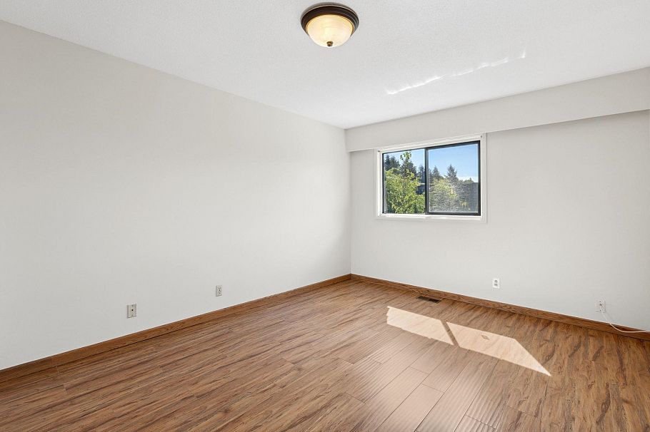 1142 Premier Street North Vancouver, BC - 19