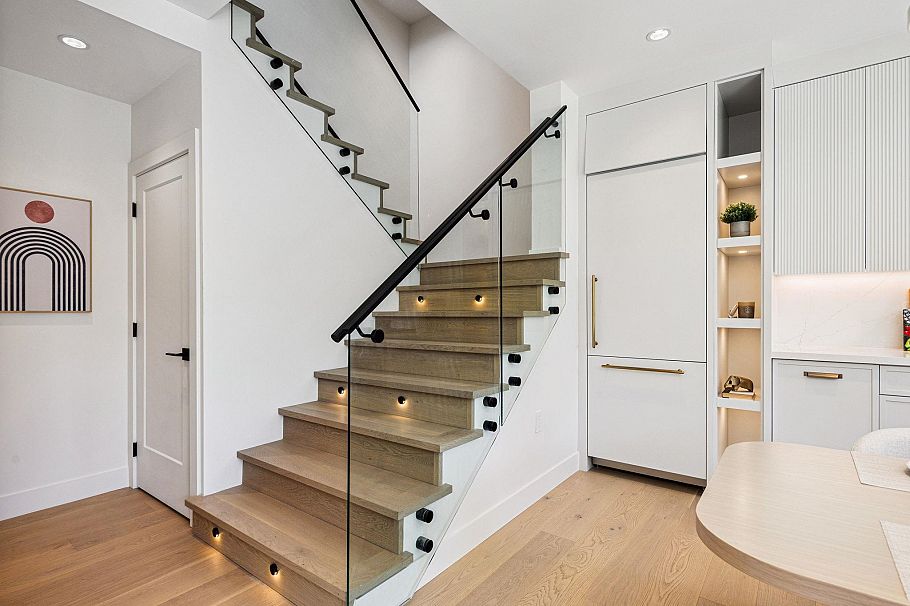 2 250 E 39th Avenue Vancouver, BC - 15