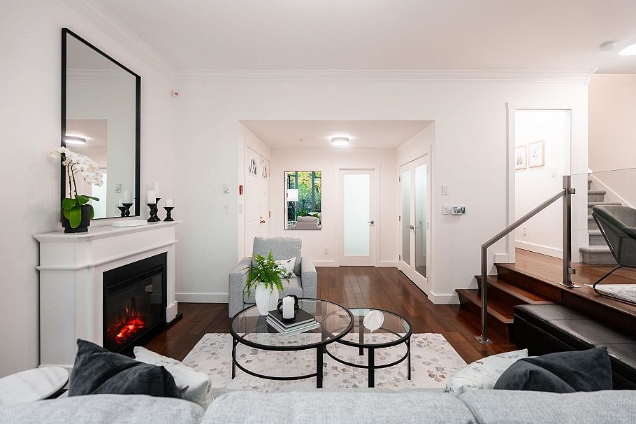 898 Hamilton Street Vancouver, BC - 12