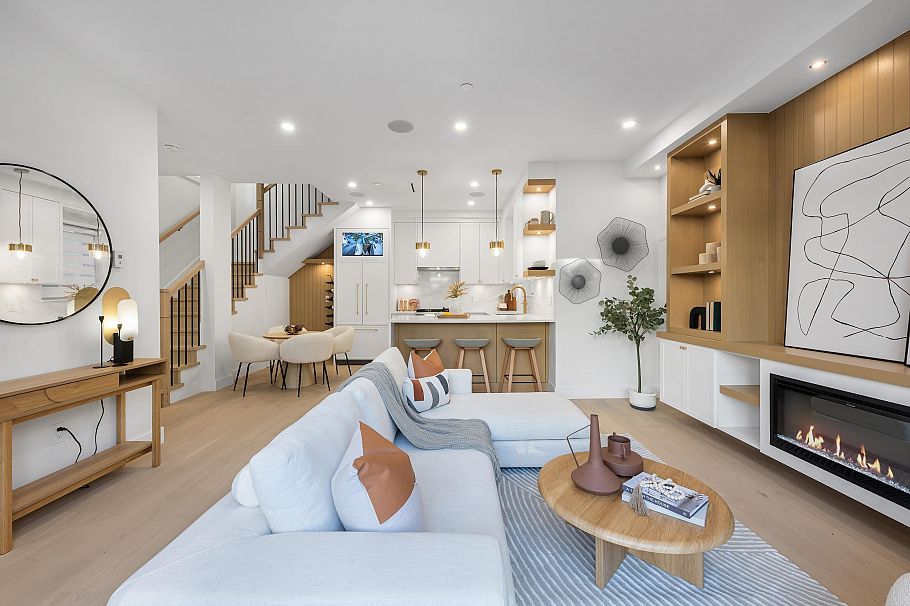 1 4855 Dumfries Street Vancouver, BC - 4