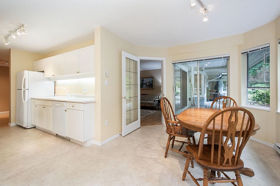 105 3680 Banff Court North Vancouver, BC - 11