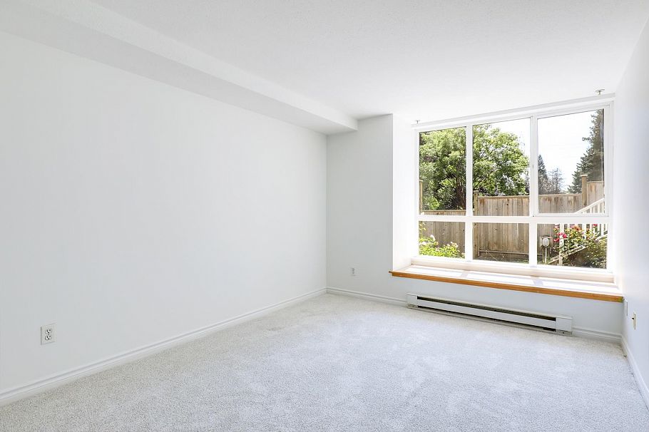 1 995 Lynn Valley Road North Vancouver, BC - 17