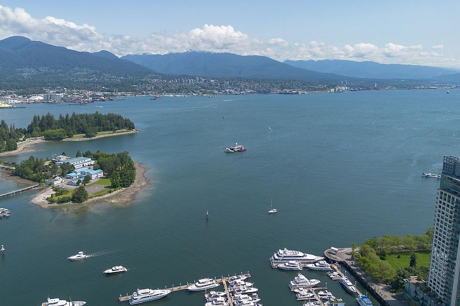 13C 1500 Alberni Street Vancouver, BC - 9