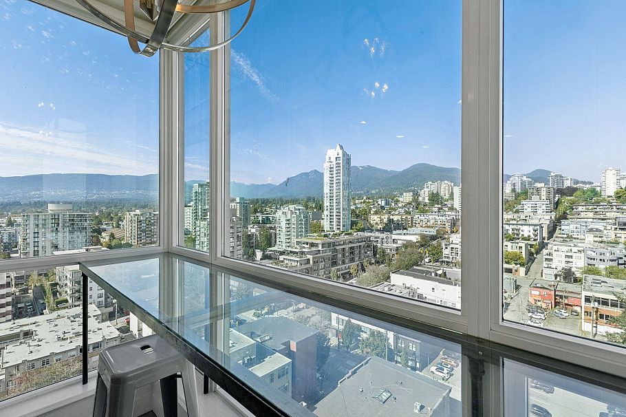 1907 138 E Esplanade Esplanade North Vancouver, BC - 20