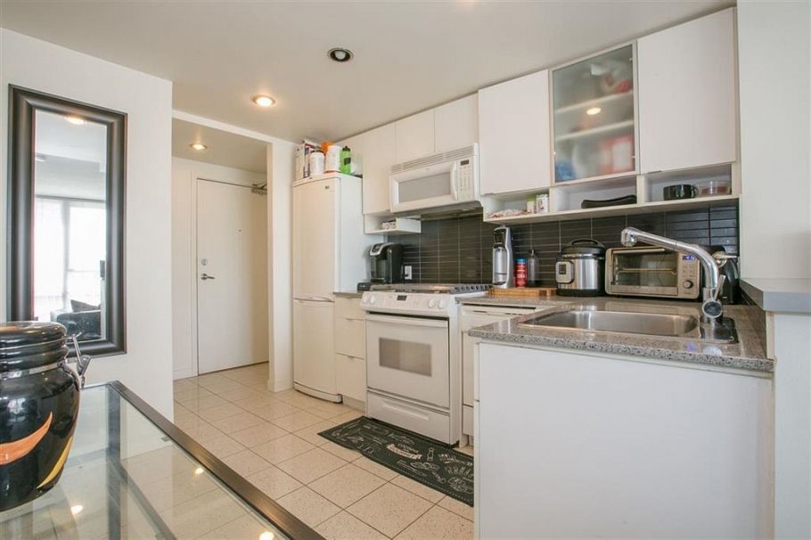 1201 928 Beatty Street Vancouver, BC - 3