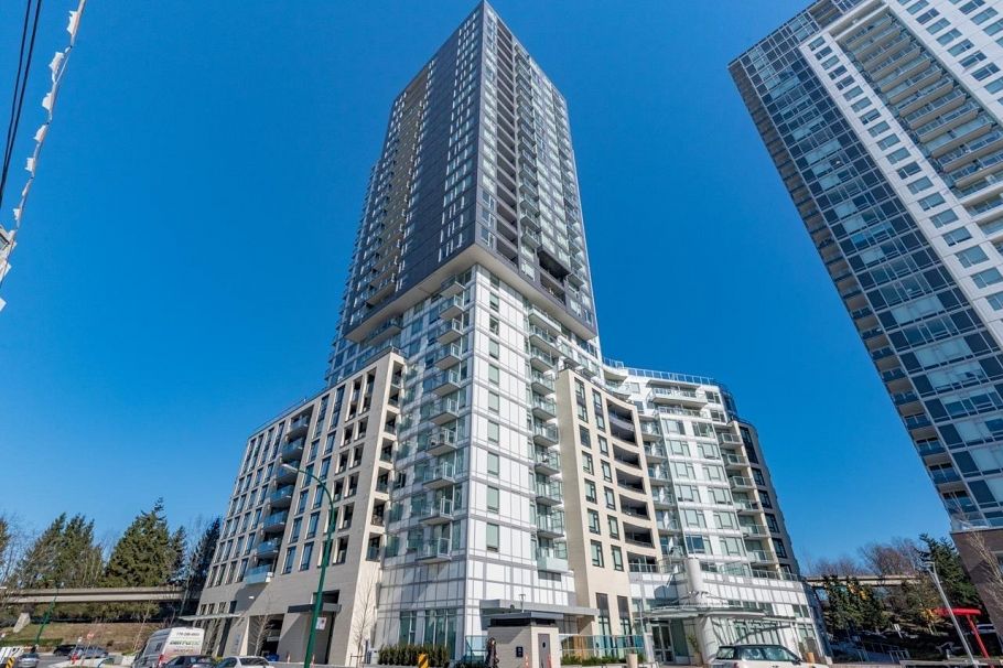2101 5470 Ormidale Street Vancouver, BC - 1