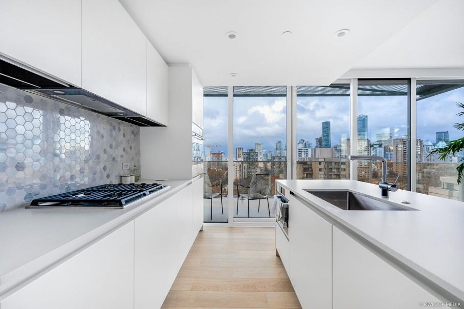 1504 1180 Broughton Street Vancouver, BC - 5