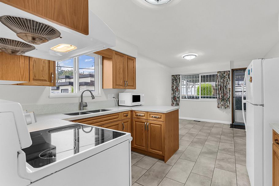 85 W 63rd Avenue Vancouver, BC - 19