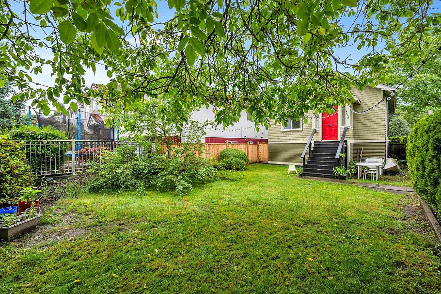 4605 Fraser Street Vancouver, BC - 26