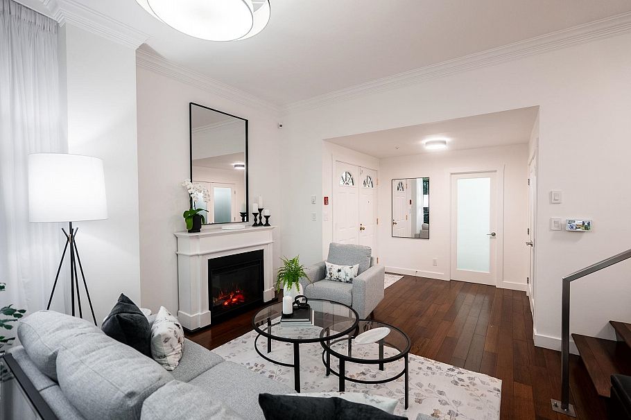 898 Hamilton Street Vancouver, BC - 11