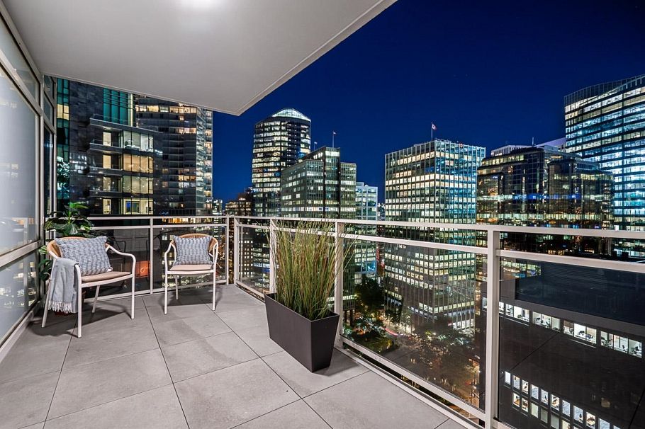 2202 1139 W Cordova Street Vancouver, BC - 21