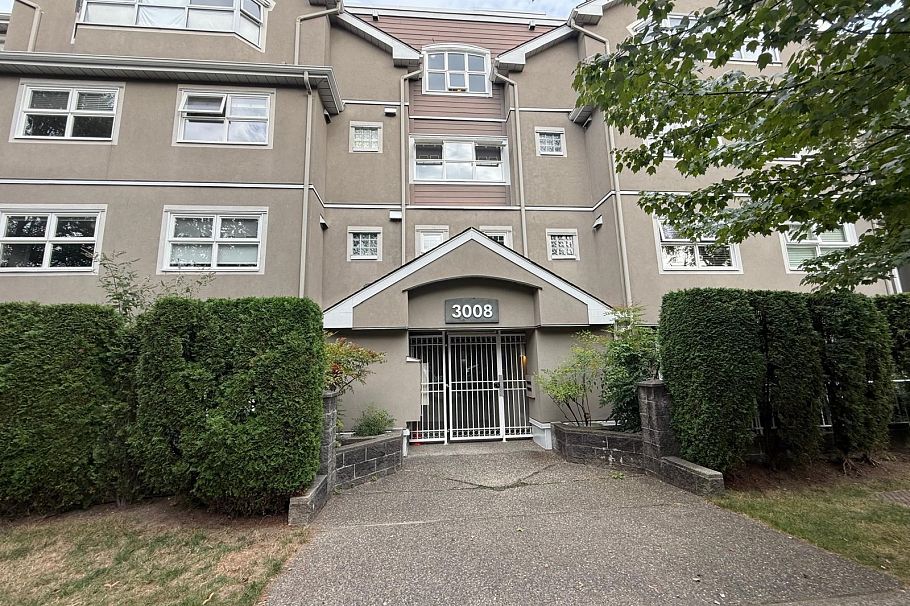 102 3008 Willow Street Vancouver, BC - 1