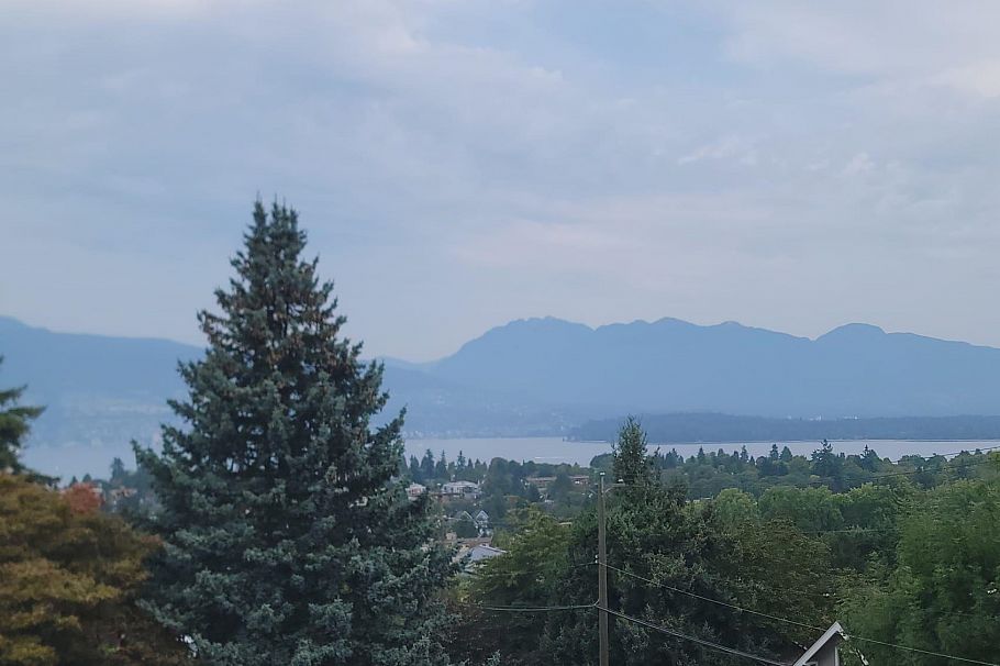 3804 W 14th Avenue Vancouver, BC - 5