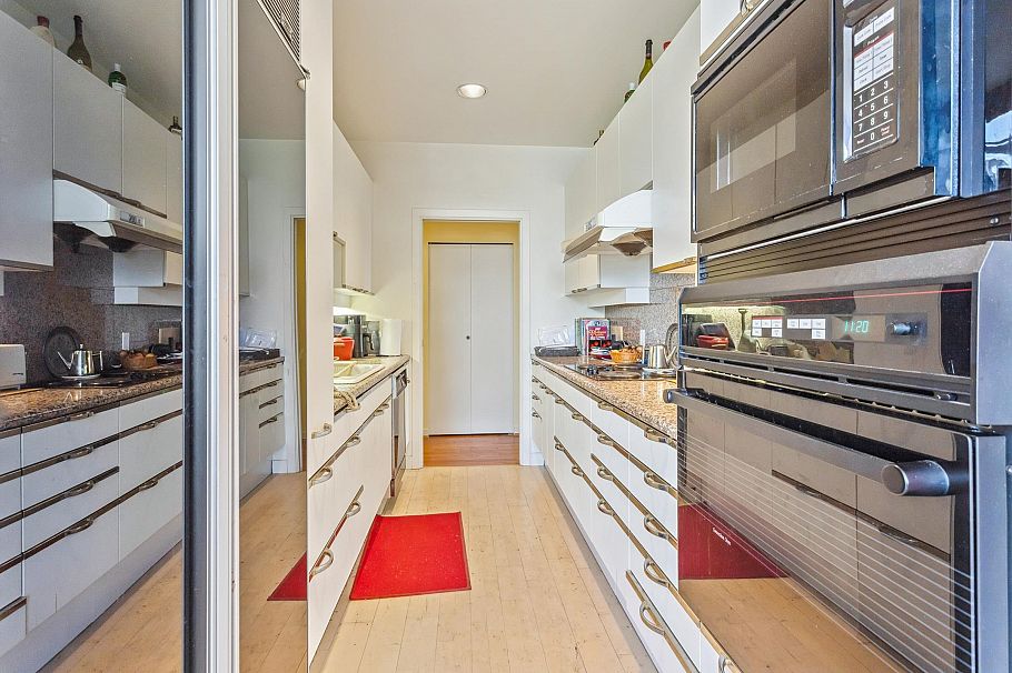 13C 1500 Alberni Street Vancouver, BC - 18