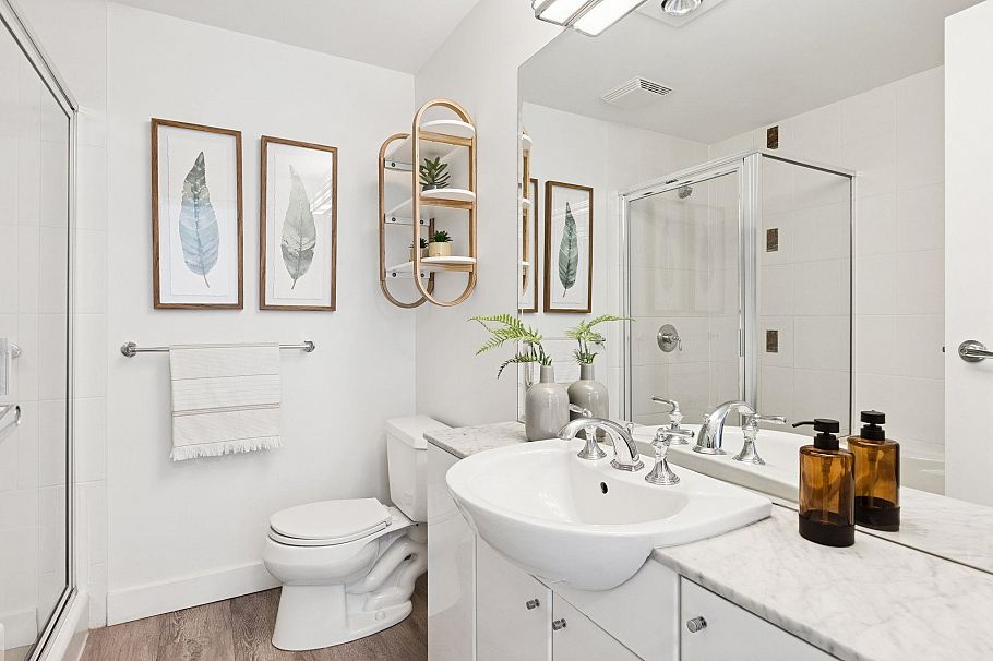 1907 138 E Esplanade Esplanade North Vancouver, BC - 27