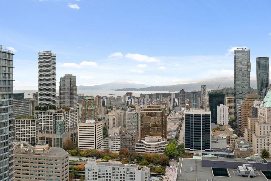4202 777 Richards Street Vancouver, BC - 25