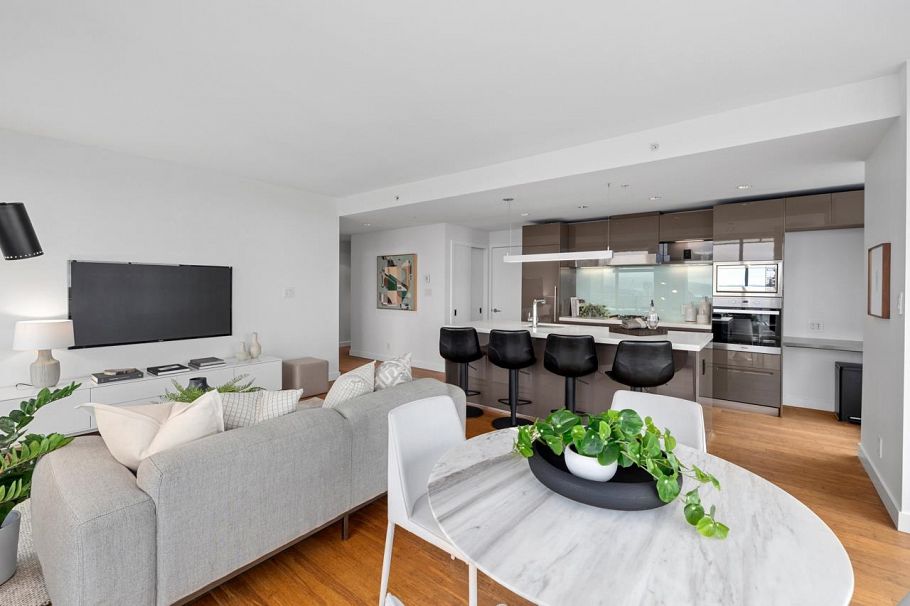 4202 777 Richards Street Vancouver, BC - 7