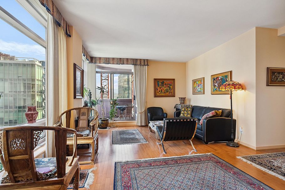 13C 1500 Alberni Street Vancouver, BC - 7