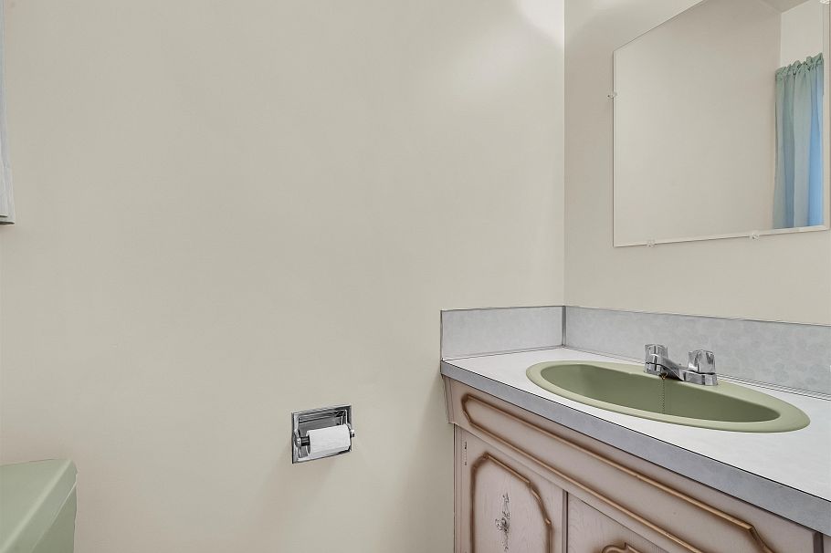 85 W 63rd Avenue Vancouver, BC - 20