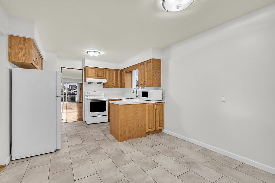 85 W 63rd Avenue Vancouver, BC - 18