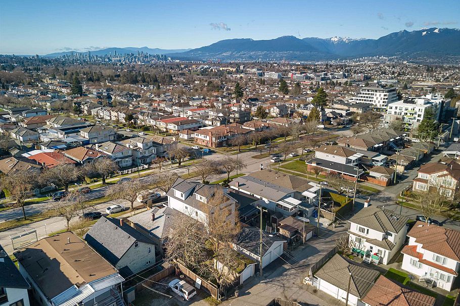4014 Rupert Street Vancouver, BC - 28