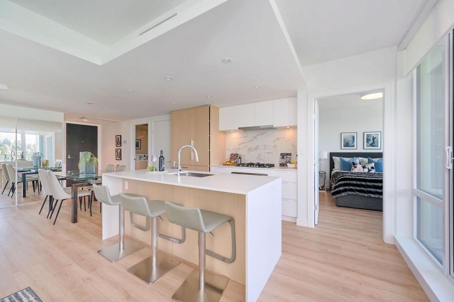 1701 1500 Fern Street North Vancouver, BC - 11