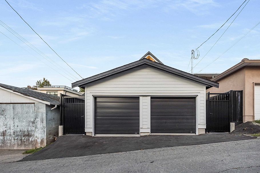 1 4855 Dumfries Street Vancouver, BC - 26