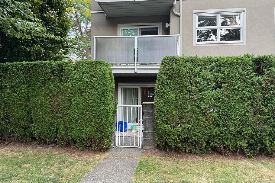102 3008 Willow Street Vancouver, BC - 2
