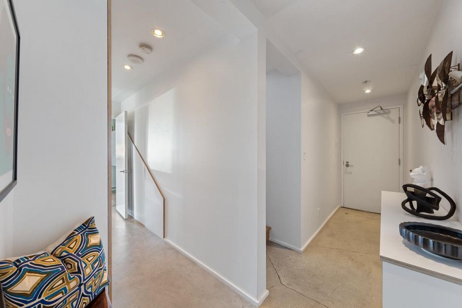 901 219 E Georgia Street Vancouver, BC - 25