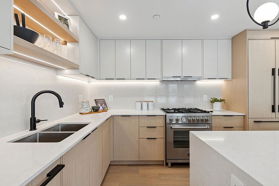 3383 Victoria Drive Vancouver, BC - 13