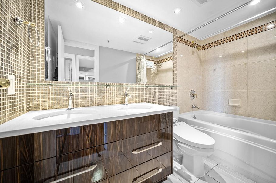 PH1003 1288 Marinaside Crescent Vancouver, BC - 15