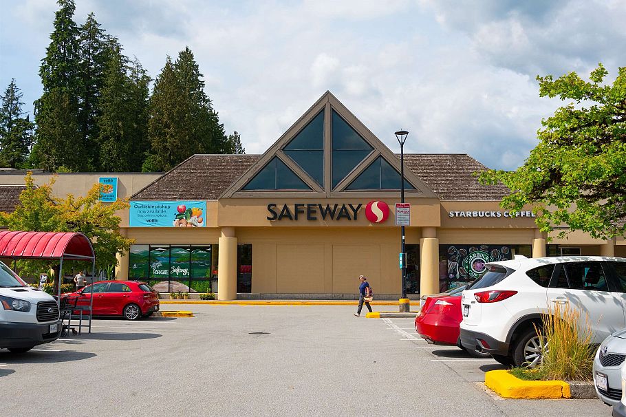 105 3680 Banff Court North Vancouver, BC - 33