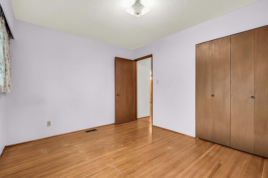 85 W 63rd Avenue Vancouver, BC - 28