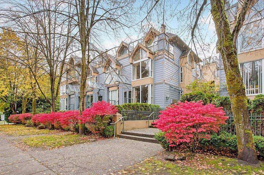 3019 Laurel Street Vancouver, BC - 1