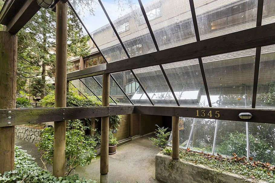 204 1345 W 15th Avenue Vancouver, BC - 20