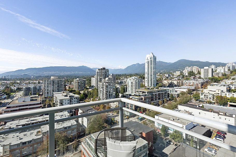 1907 138 E Esplanade Esplanade North Vancouver, BC - 11