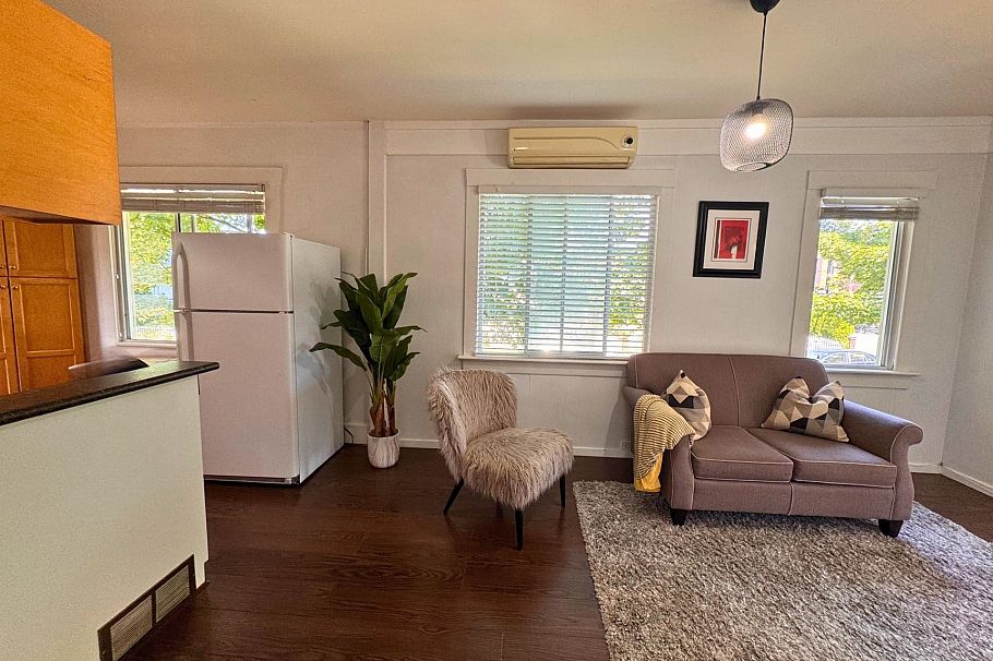 4605 Fraser Street Vancouver, BC - 5