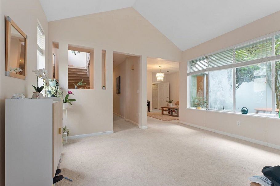 6288 Cambie Street Vancouver, BC - 6