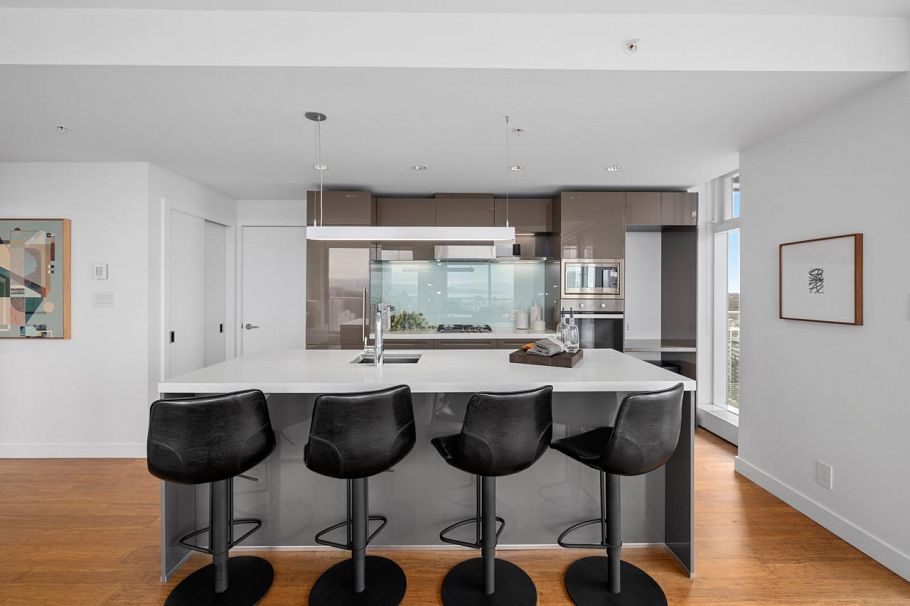 4202 777 Richards Street Vancouver, BC - 9