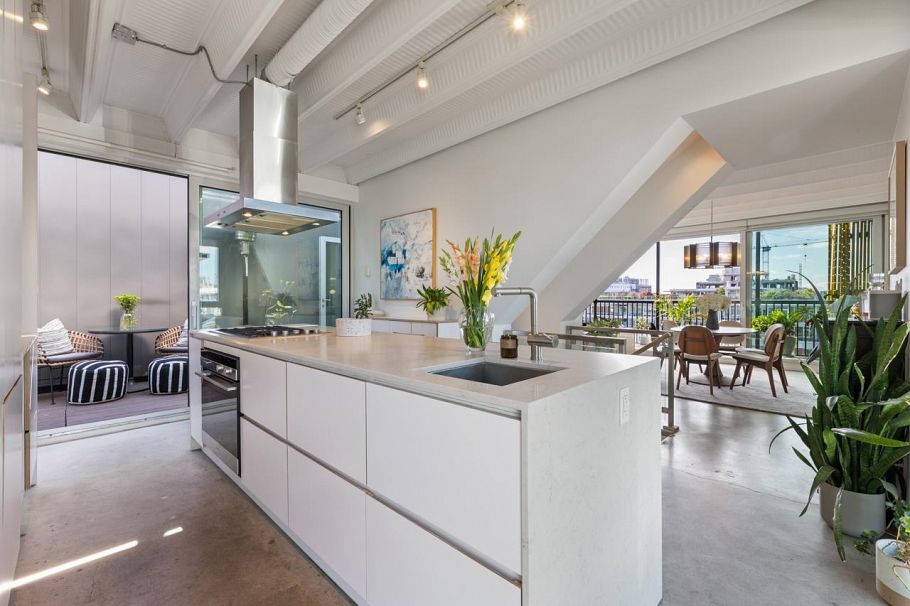 901 219 E Georgia Street Vancouver, BC - 13