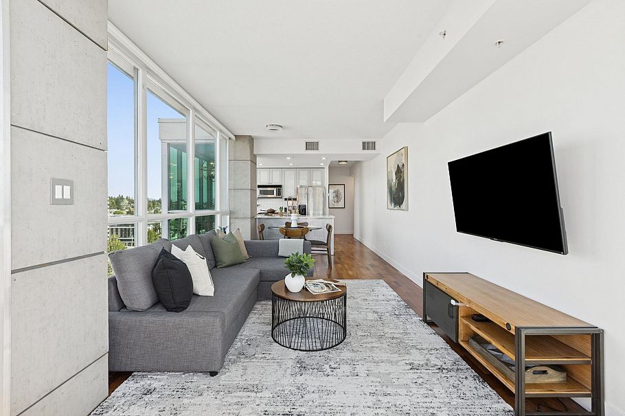 1907 138 E Esplanade Esplanade North Vancouver, BC - 9