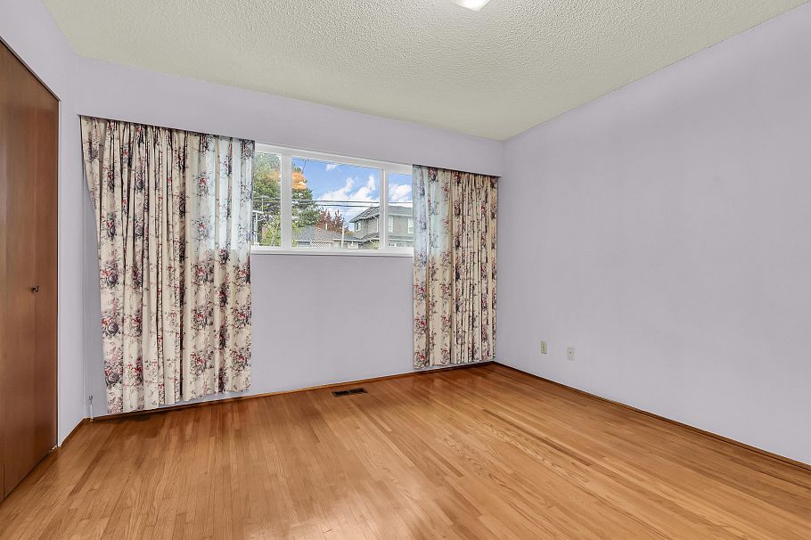 85 W 63rd Avenue Vancouver, BC - 22