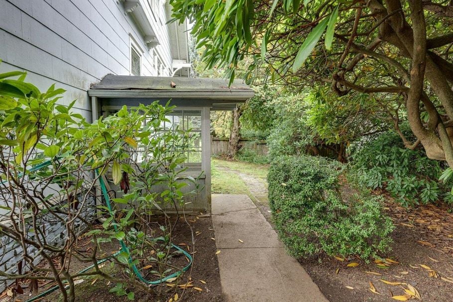1251 W King Edward Avenue Vancouver, BC - 25