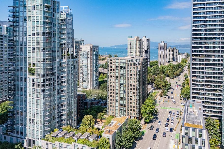 605 888 Pacific Street Vancouver, BC - 24