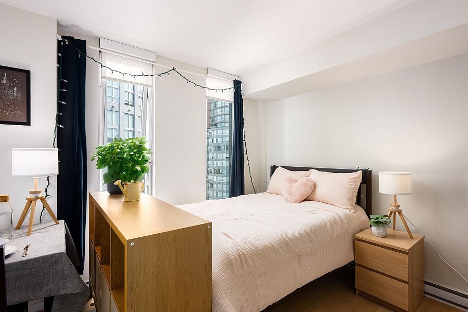 2101 999 Seymour Street Vancouver, BC - 4