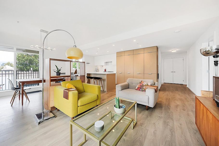 308 5085 Main Street Vancouver, BC - 1