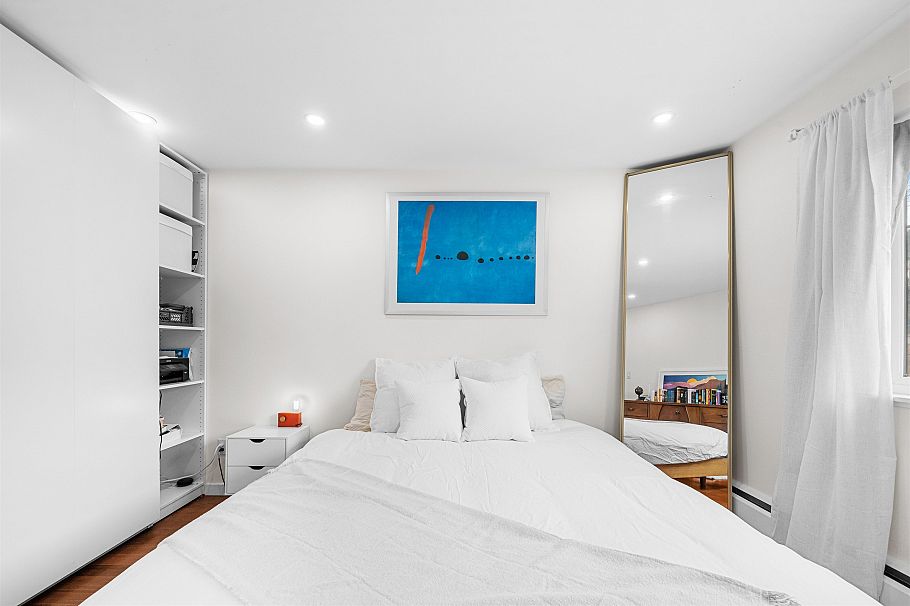 101 241 St. Andrews Avenue North Vancouver, BC - 16