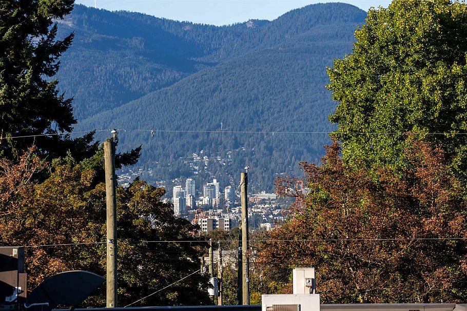 210 4028 Knight Street Vancouver, BC - 21