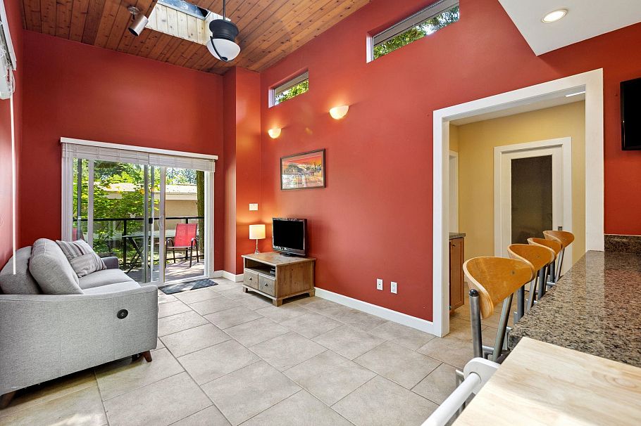 2591 Belloc Street North Vancouver, BC - 9